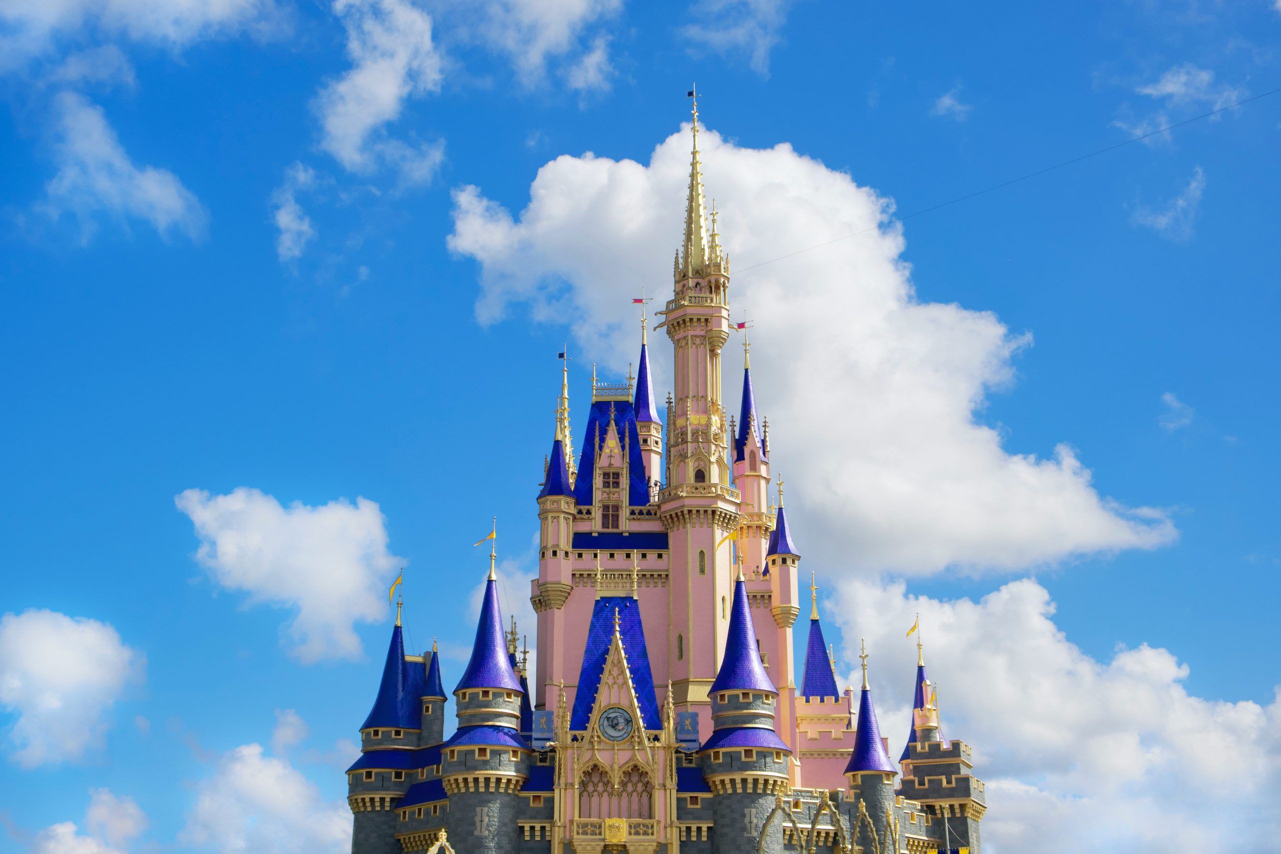 walt disney world cinderella castle